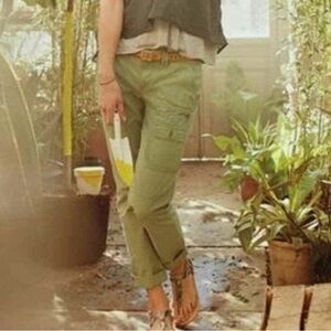 Anthropologie Hei Hei Olive Green Women’s Cargo Pants size 28.